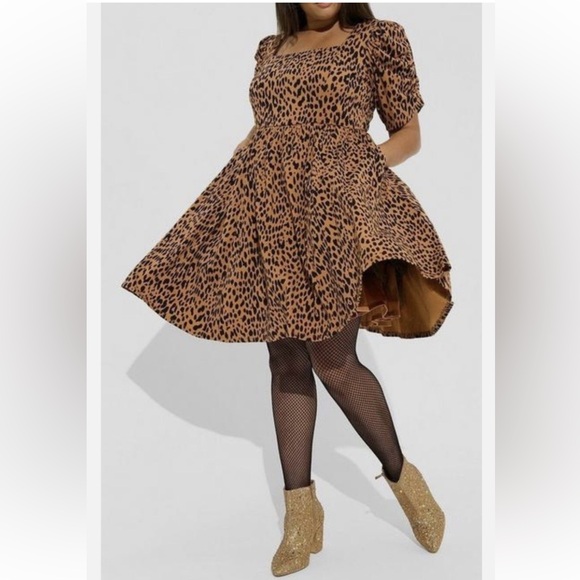 Betsey Johnson Dresses & Skirts - NWT Betsey Johnson x Torrid Mini Puff Sleeve Skater Dress Animal Print Size 3X
